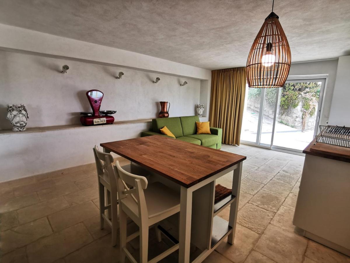 شقة Casa Del Mandorlo نوتو المظهر الخارجي الصورة